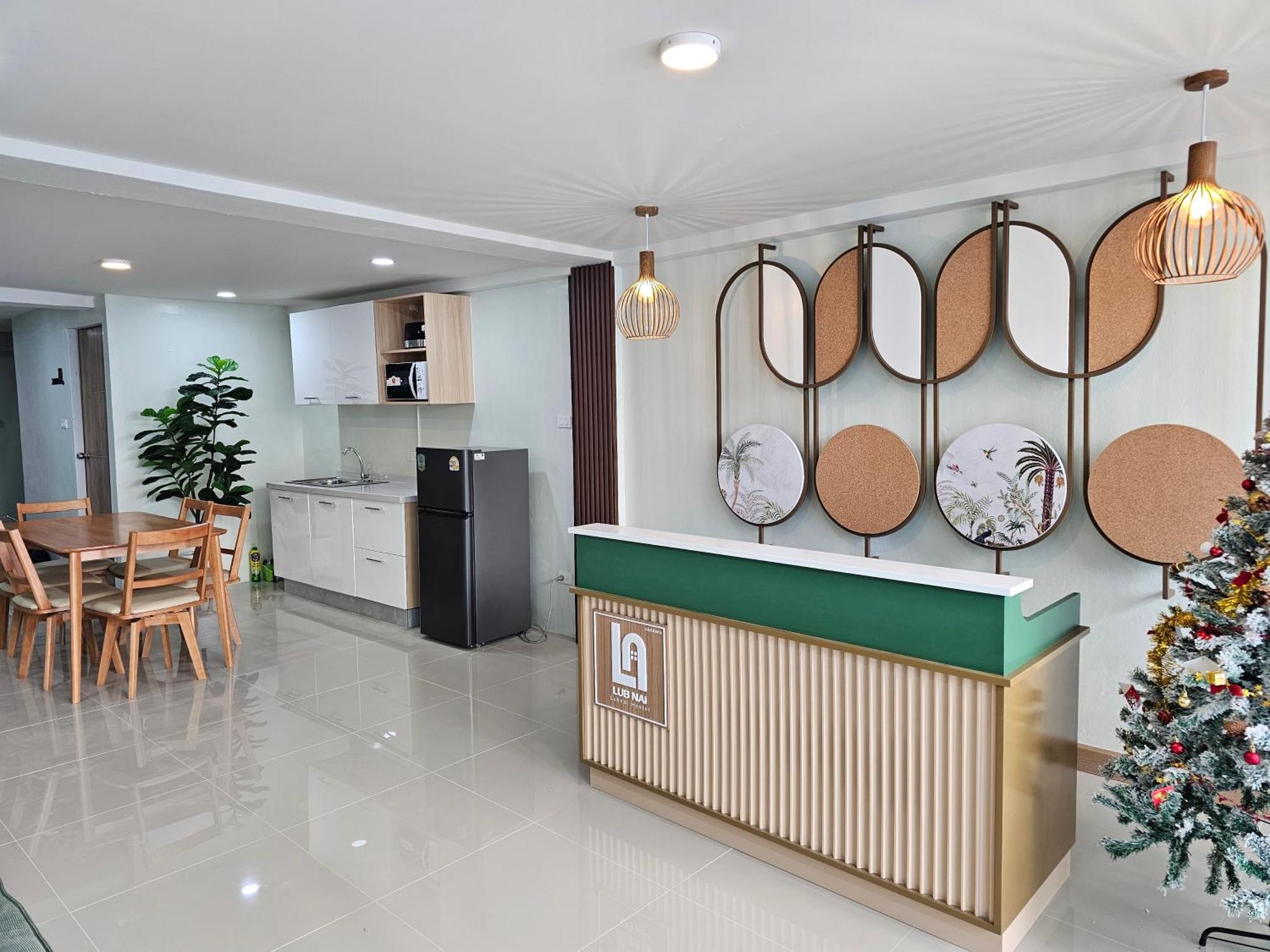 Lub Nai Hostel Patong Ngoại thất bức ảnh